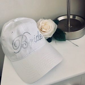 👰🏽👰🏻Bride baseball style hat